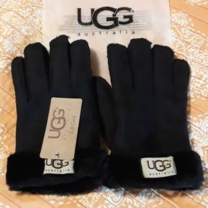 Ugh gloves